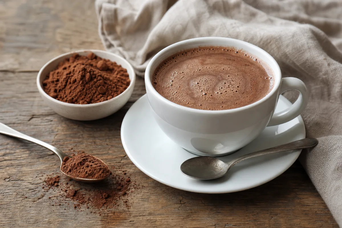 Close-up of cocoa & hot chocolate